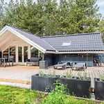 4 Person In Holiday home *