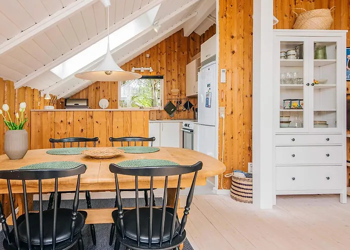 4 Person In 펜션 *